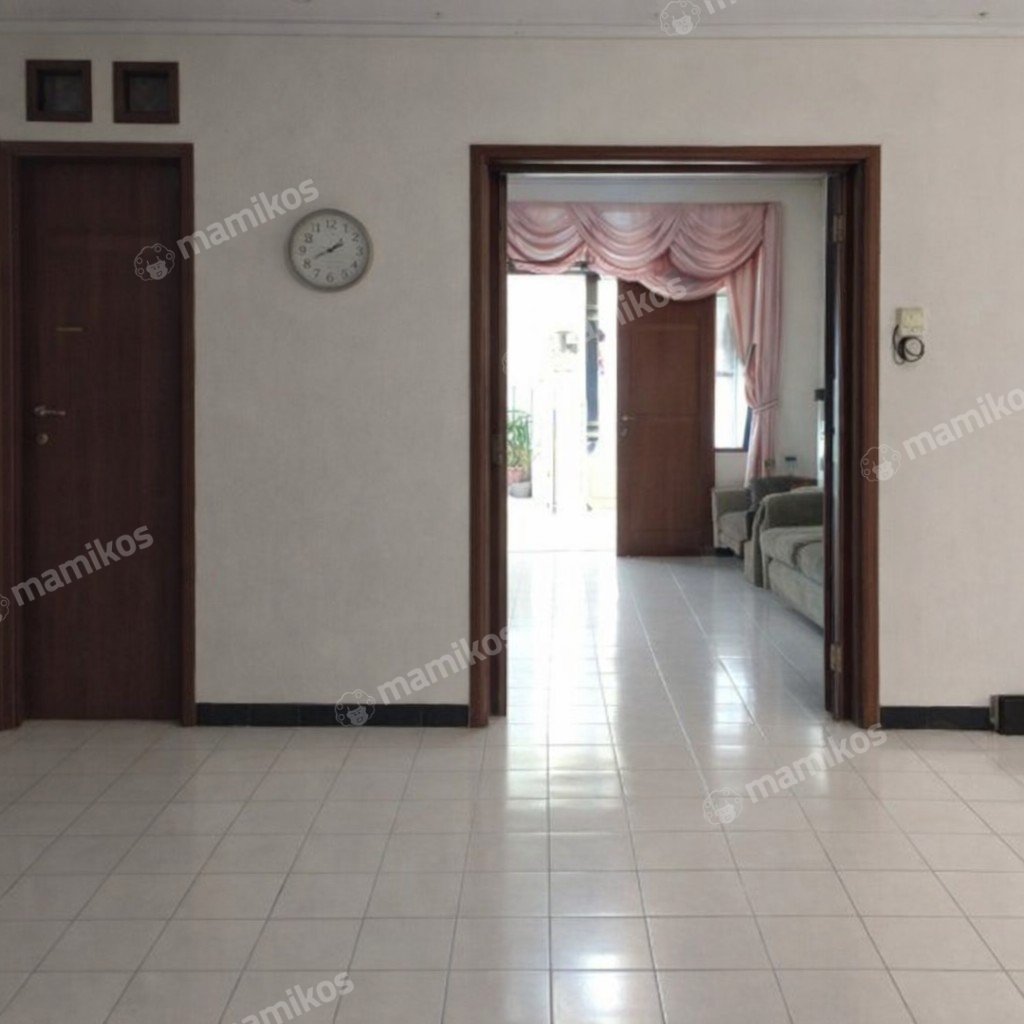Rumah Sertifikat HGB 6 Kamar Tidur 4 Kamar Mandi Tanjung Duren Jakarta Barat - Photo 4