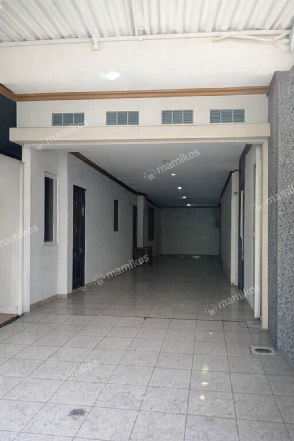 Rumah Sertifikat SHM 5 Kamar Tidur 5 Kamar Mandi Pantai Indah Kapuk Jakarta Utara - Photo 2