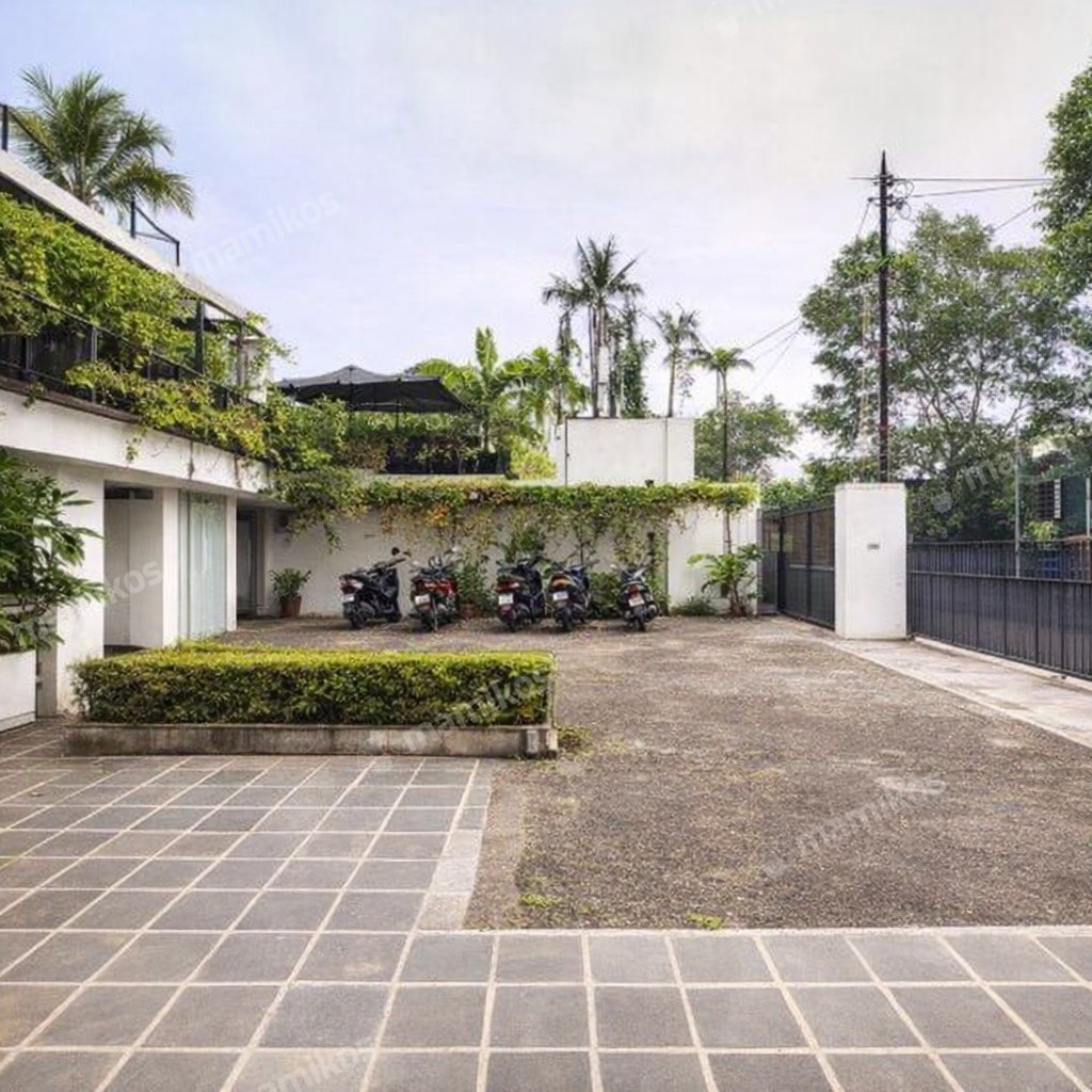 Rumah Sertifikat SHM 2 Lantai Kemang Jakarta Selatan - Photo 4