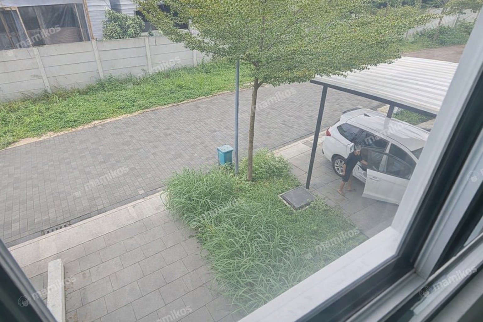 Rumah Sertifikat SHM 2 Kamar Tidur 2 Kamar Mandi Puri Indah Jakarta Barat