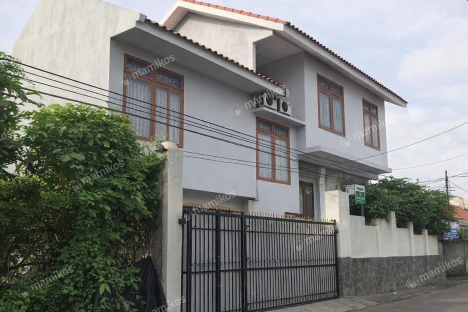Rumah Baru Sertifikat SHM 6 Kamar Tidur Kebayoran Baru Jakarta Selatan