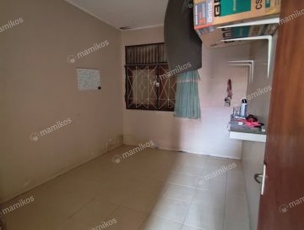Rumah Sertifikat SHM 5 Kamar Tidur 2 Kamar Mandi Puri Indah Jakarta Barat - Photo 2