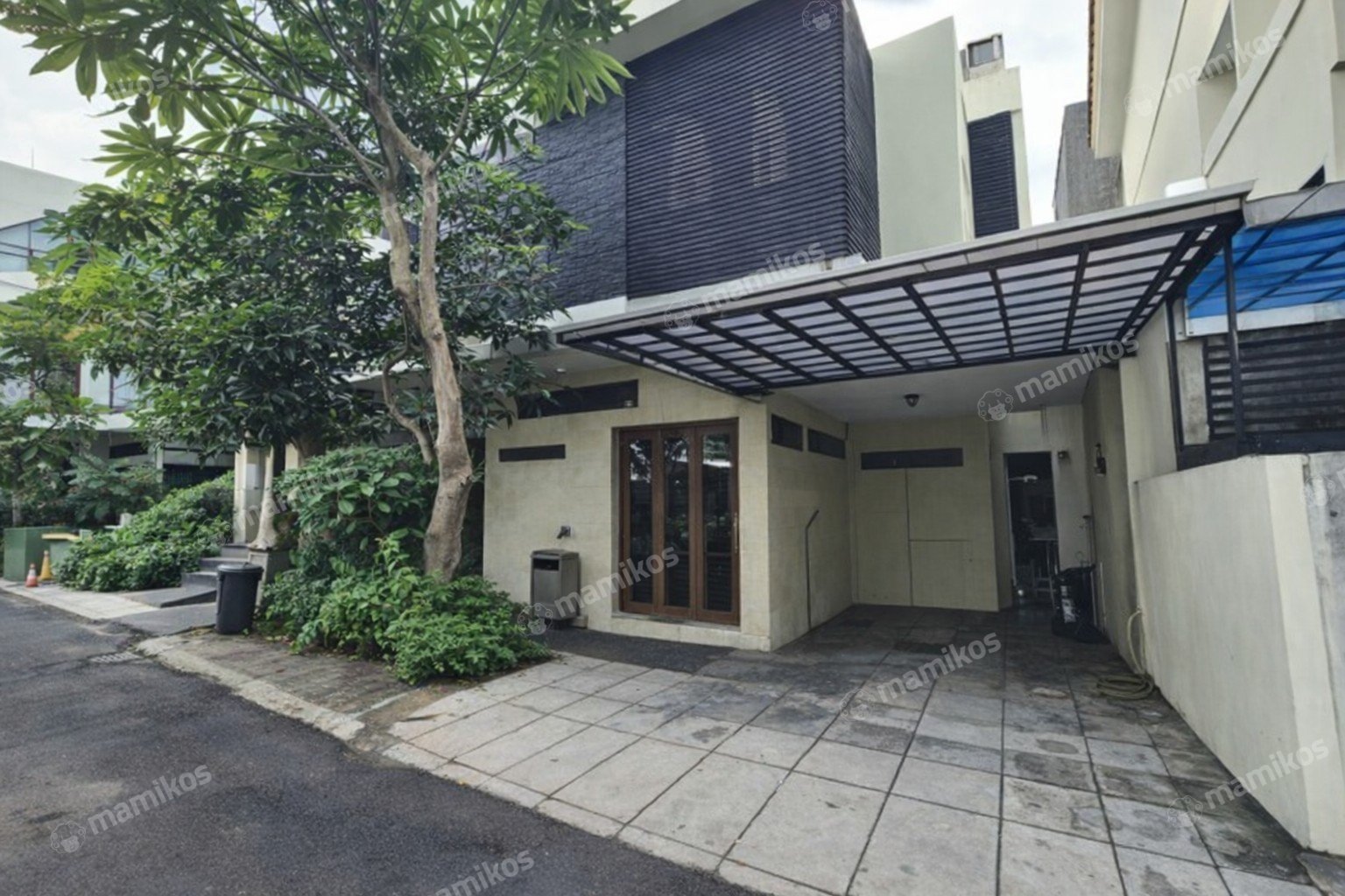 Rumah Sertifikat SHM 4 Kamar Tidur 4 Kamar Mandi Cipete Jakarta Selatan