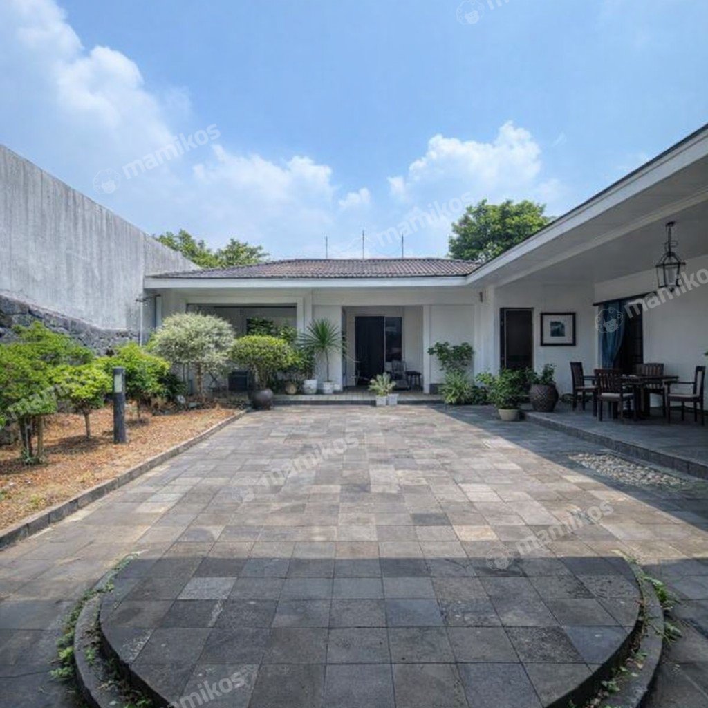Rumah Sertifikat SHM 8 Kamar Tidur 6 Kamar Mandi Kemang Jakarta Selatan - Photo 4