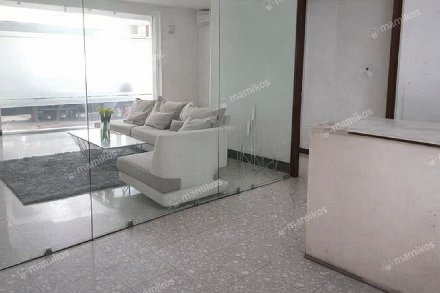 Rumah Sertifikat SHM 10 Kamar Tidur 4 Kamar Mandi Kemang Jakarta Selatan