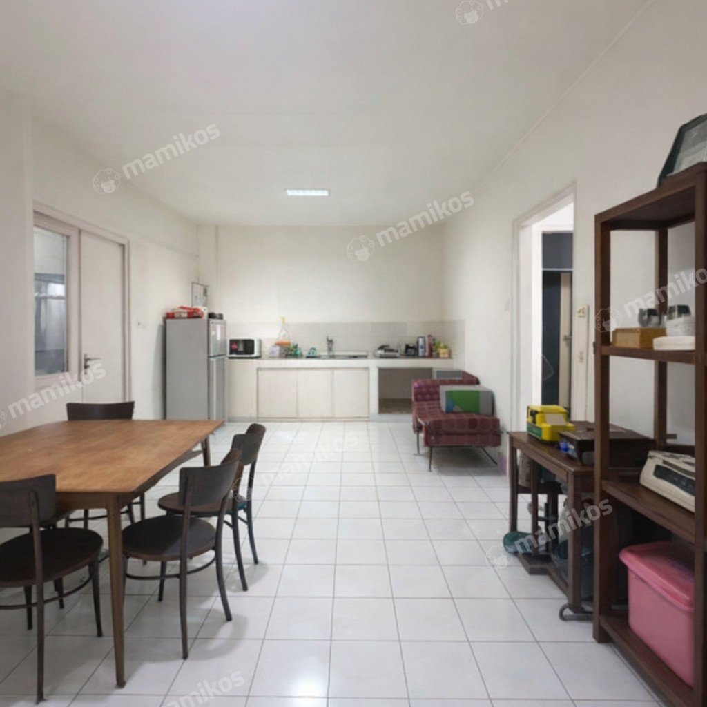 Rumah Sertifikat SHM 4 Kamar Tidur 4 Kamar Mandi Tanjung Duren Jakarta Barat - Photo 3