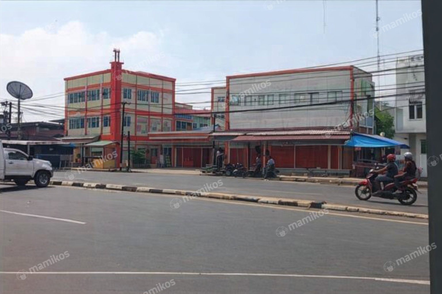Rumah Sertifikat SHM 5 Kamar Tidur 4 Kamar Mandi Ciracas Jakarta Timur