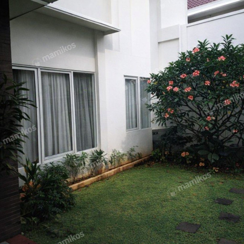Rumah Sertifikat SHM 6 Kamar Tidur 4 Kamar Mandi Villa Meruya Jakarta Barat - Photo 5