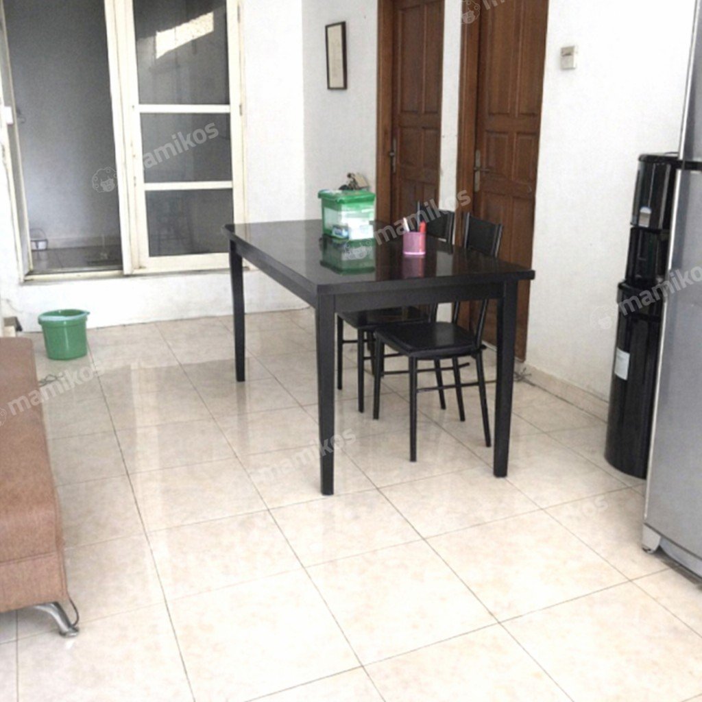 Rumah Sertifikat Girik 3 Kamar Tidur 2 Kamar Mandi Pulo Gadung Jakarta Timur - Photo 5