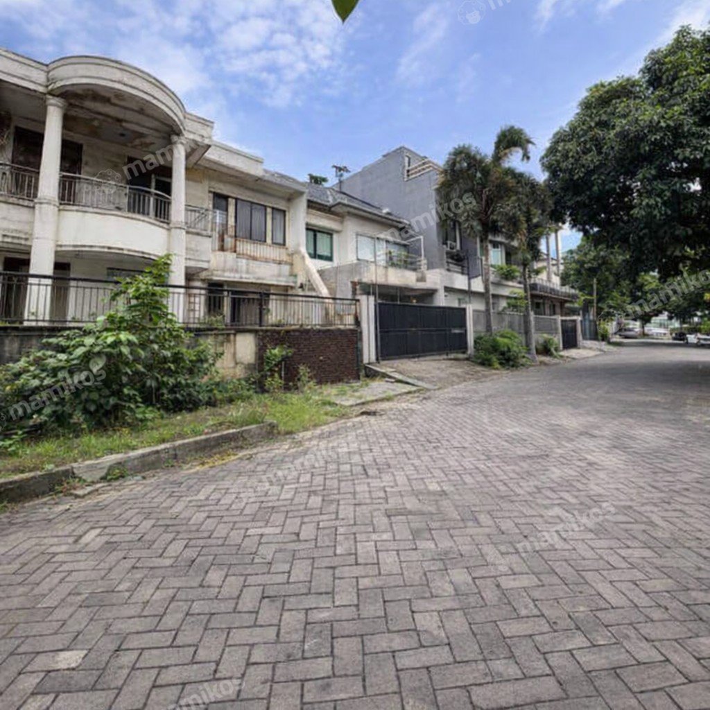Rumah Sertifikat SHM 3 Kamar Tidur 3 Kamar Mandi Taman Palem Jakarta Barat - Photo 2
