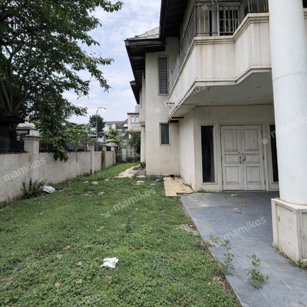 Rumah Sertifikat SHM 3 Kamar Tidur 3 Kamar Mandi Taman Palem Jakarta Barat - Photo 4