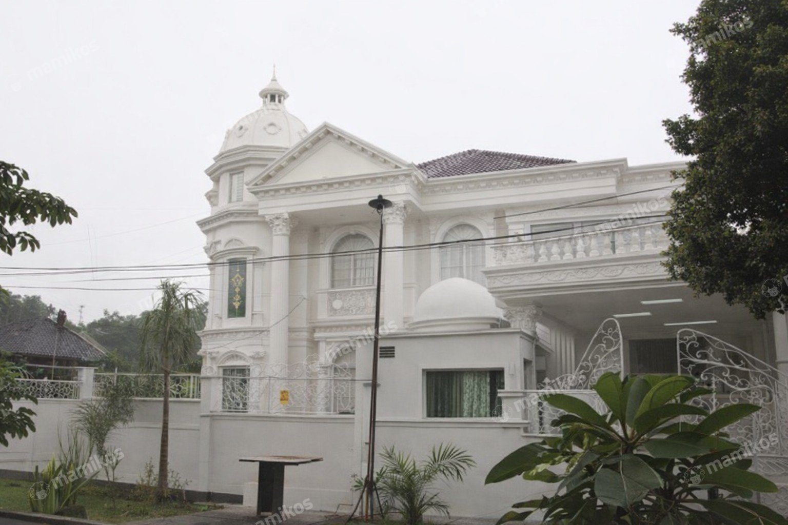 Rumah Sertifikat SHM 7 Kamar Tidur 6 Kamar Mandi Pondok Kelapa Jakarta Timur