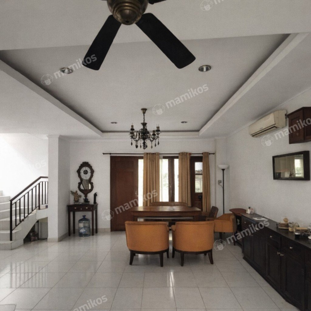 Rumah Sertifikat SHM 7 Kamar Tidur 4 Kamar Mandi Tanjung Duren Utara Jakarta Barat - Photo 4