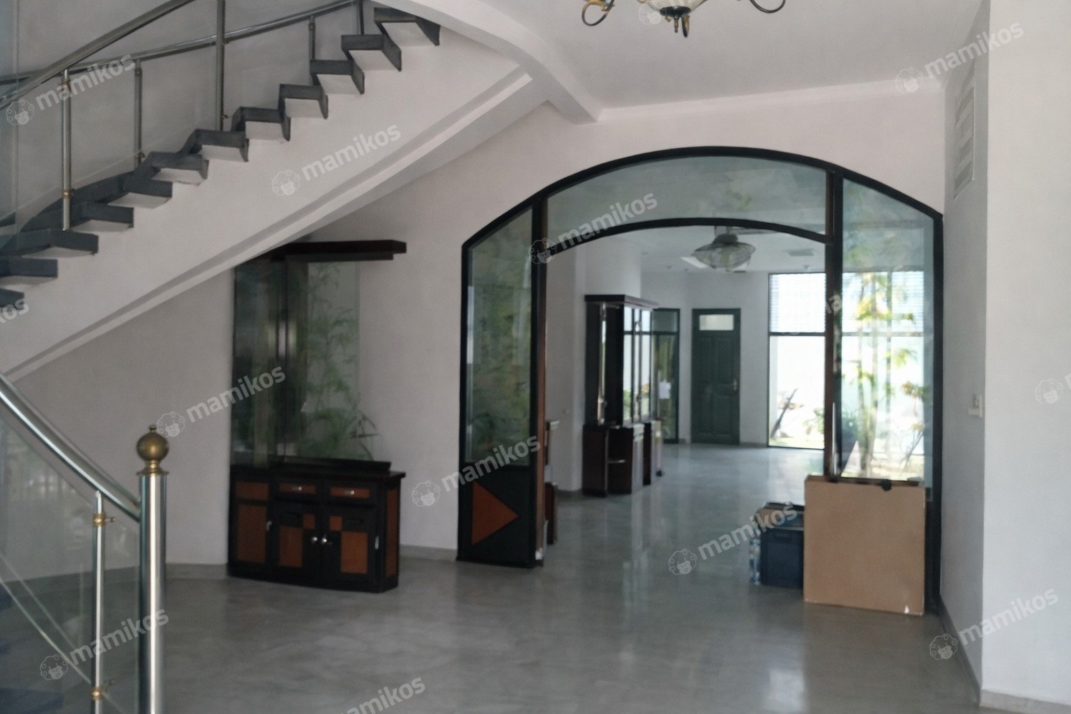Rumah Sertifikat SHM 6 Kamar Tidur 6 Kamar Mandi Pantai Indah Kapuk Jakarta Utara - Photo 3