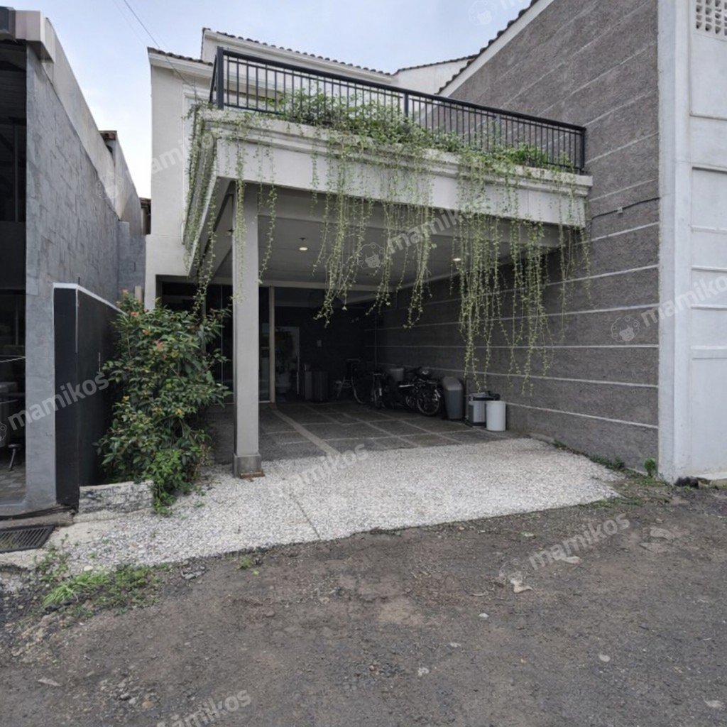Rumah Sertifikat SHM 3 Kamar Tidur 3 Kamar Mandi Ragunan Jakarta Selatan - Photo 4