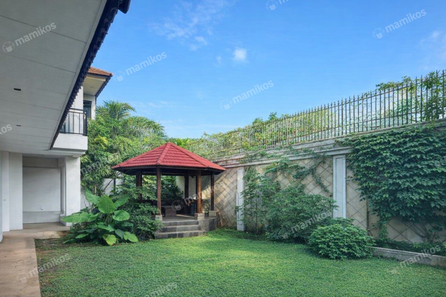 Rumah Sertifikat SHM 5 Kamar Tidur 4 Kamar Mandi Kemang Jakarta Selatan - Photo 4