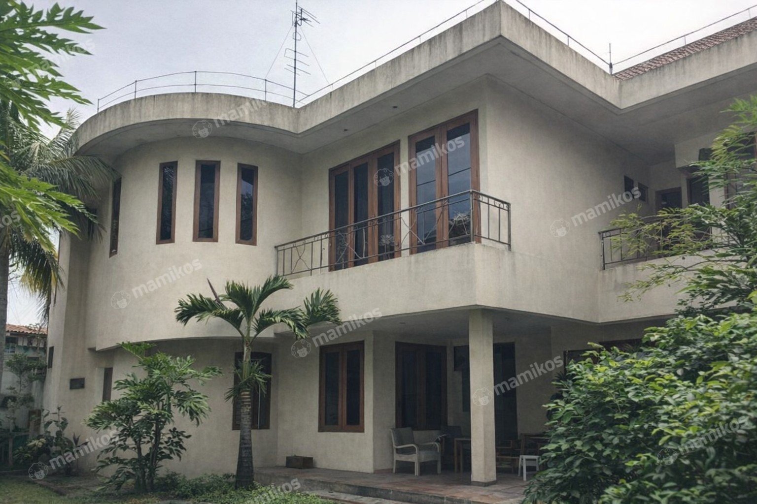 Rumah Sertifikat SHM 5 Kamar Tidur 4 Kamar Mandi Cipete Jakarta Selatan - Photo 2
