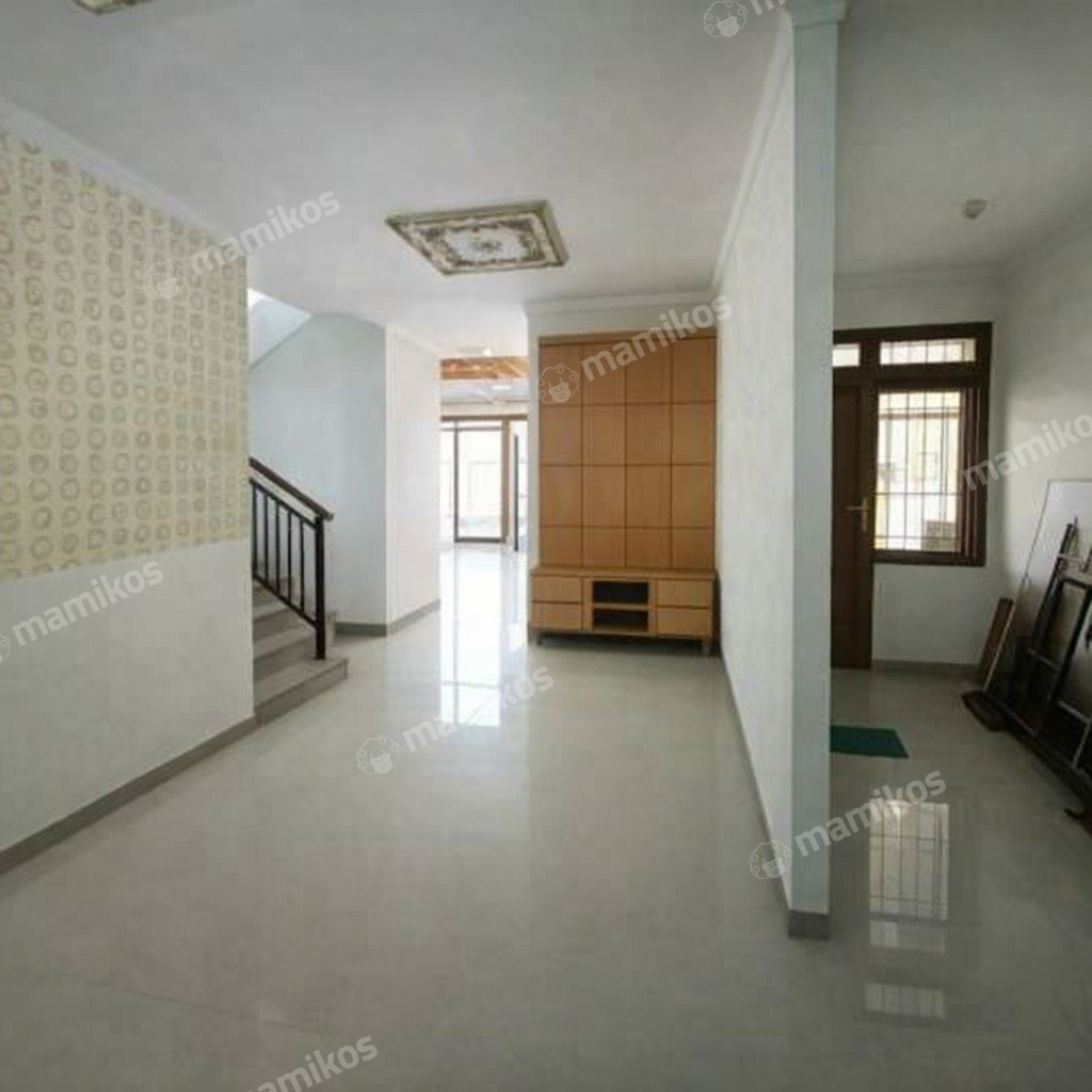 Rumah Sertifikat SHM 4 Kamar Tidur 4 Kamar Mandi Metland Menteng Jakarta Timur - Photo 5