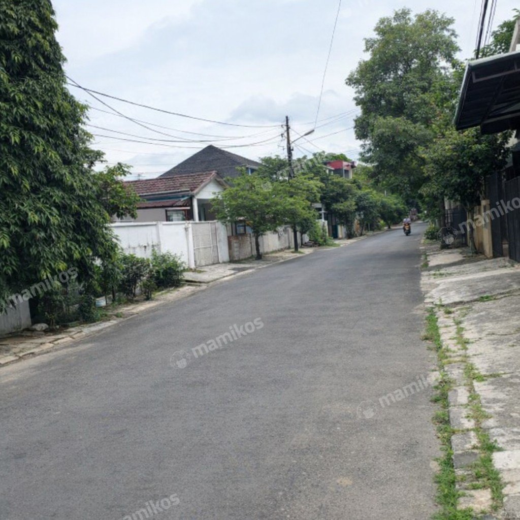Rumah Sertifikat SHM 5 Kamar Tidur 4 Kamar Mandi Citra Garden Jakarta Barat - Photo 3