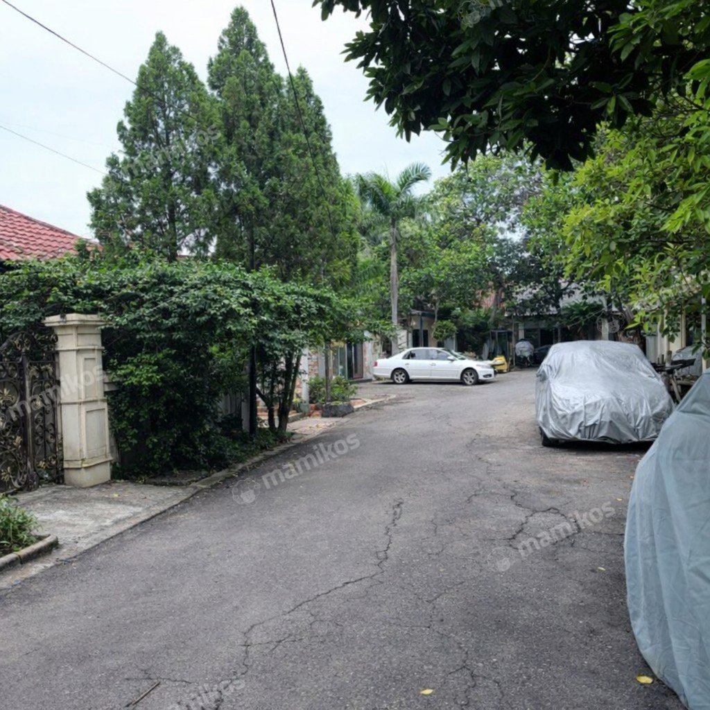 Rumah Sertifikat SHM 5 Kamar Tidur 4 Kamar Mandi Citra Garden Jakarta Barat - Photo 4