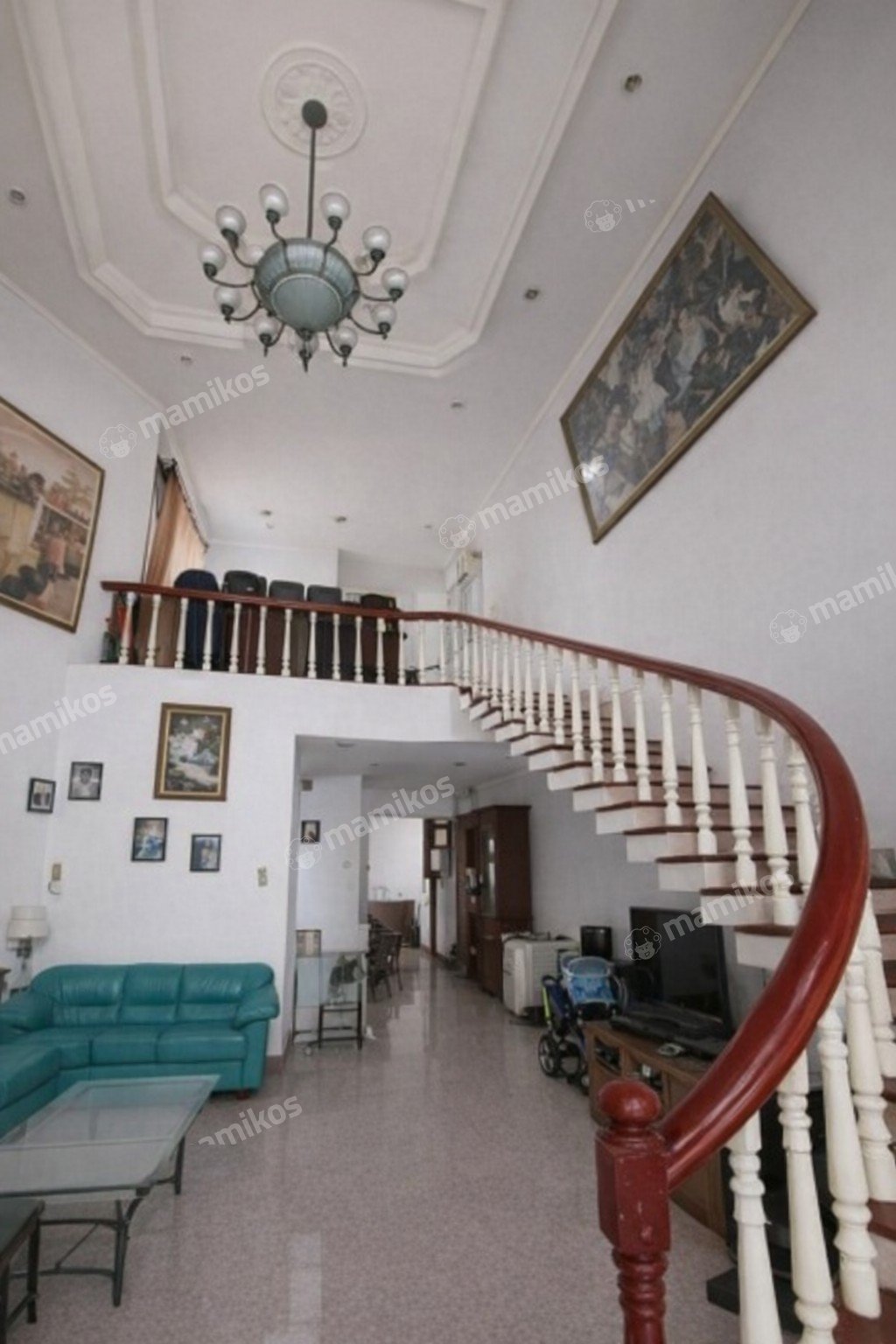 Rumah Sertifikat SHM 5 Kamar Tidur 4 Kamar Mandi Intercon Jakarta Barat - Photo 2