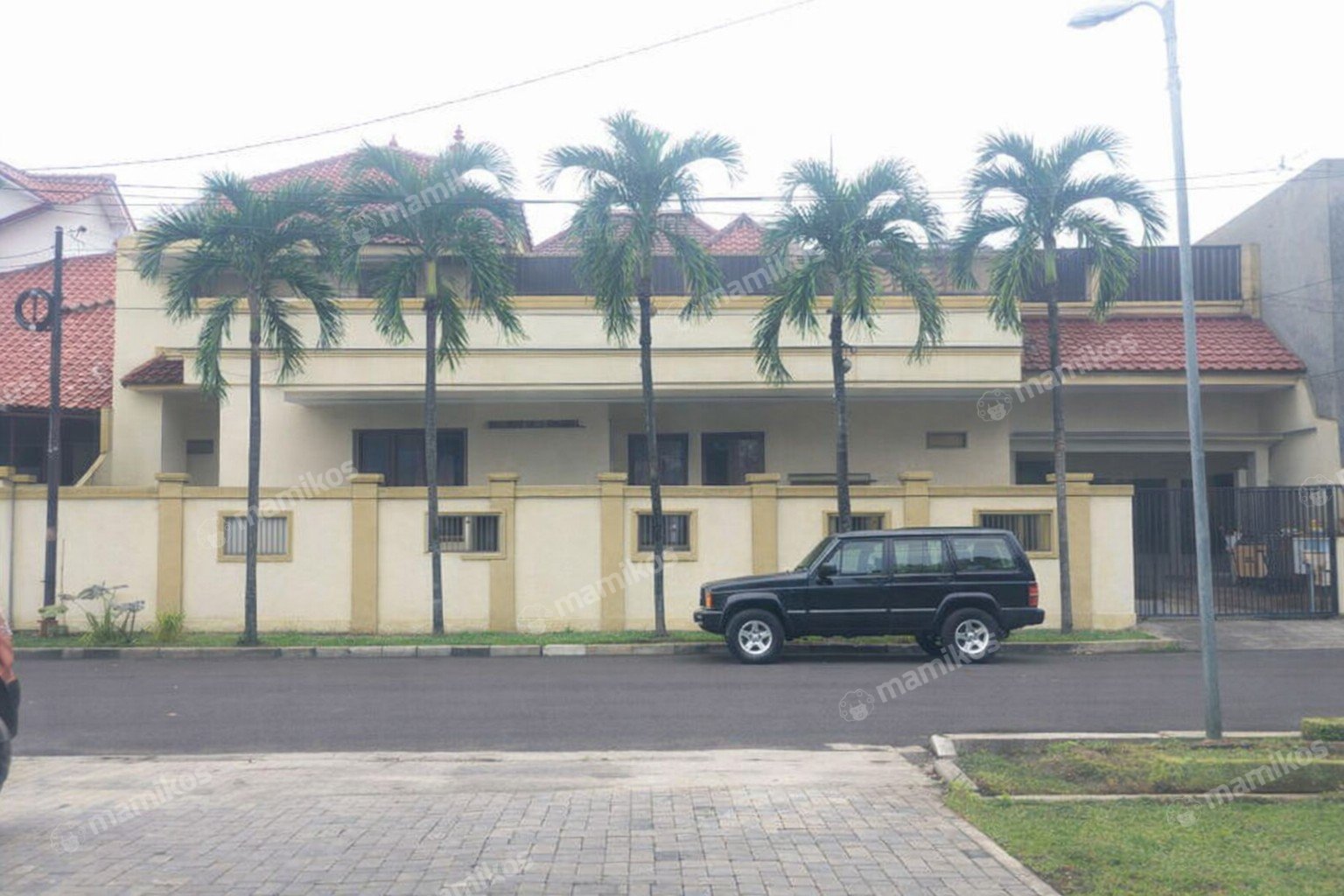 Rumah Sertifikat SHM 5 Kamar Tidur 5 Kamar Mandi Cibubur Jakarta Timur
