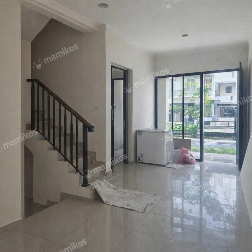 Rumah Sertifikat SHM 4 Kamar Tidur 2 Kamar Mandi Green Lake City Jakarta Barat - Photo 4