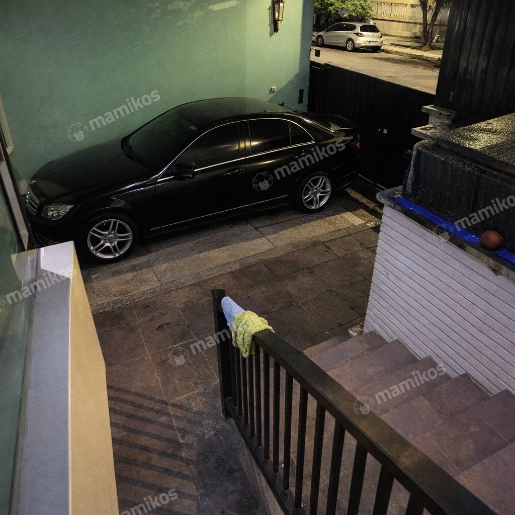 Rumah Sertifikat SHM 3 Kamar Tidur 3 Kamar Mandi Pantai Indah Kapuk Jakarta Utara - Photo 2