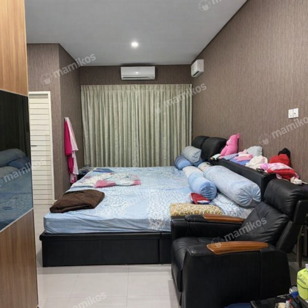Rumah Sertifikat SHM 3 Kamar Tidur 3 Kamar Mandi Pantai Indah Kapuk Jakarta Utara - Photo 5