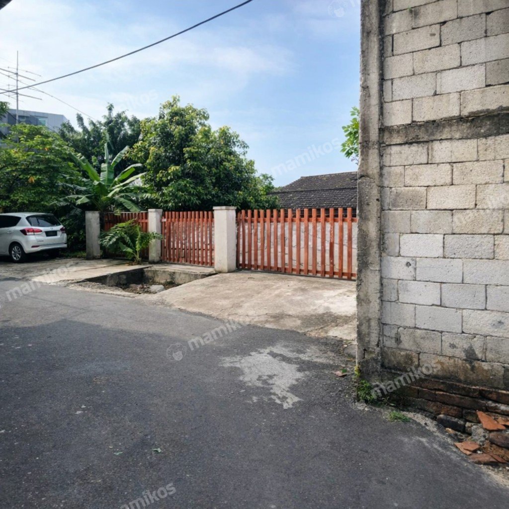 Rumah Sertifikat SHM 3 Kamar Tidur 2 Kamar Mandi Srengseng Jakarta Barat - Photo 5