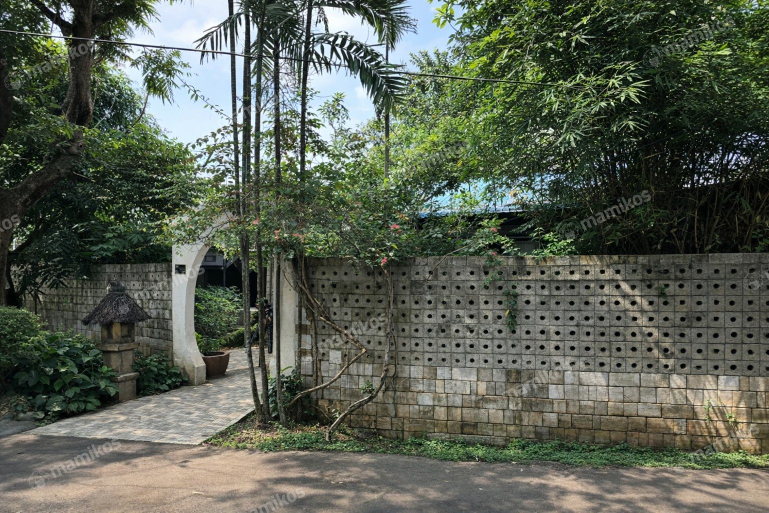Rumah Sertifikat SHM 4 Kamar Tidur 3 Kamar Mandi Fatmawati Jakarta Selatan