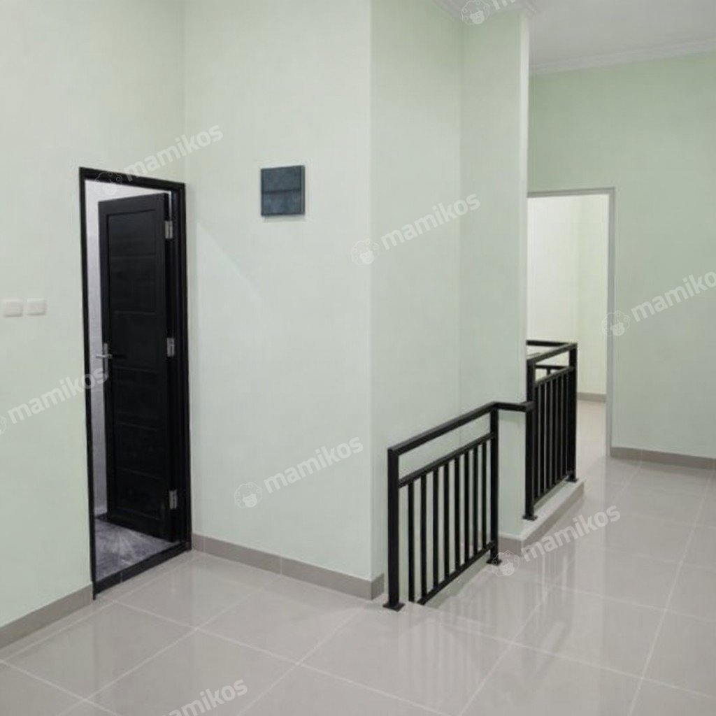 Rumah Sertifikat SHM 5 Kamar Tidur 5 Kamar Mandi Kembangan Jakarta Barat - Photo 5