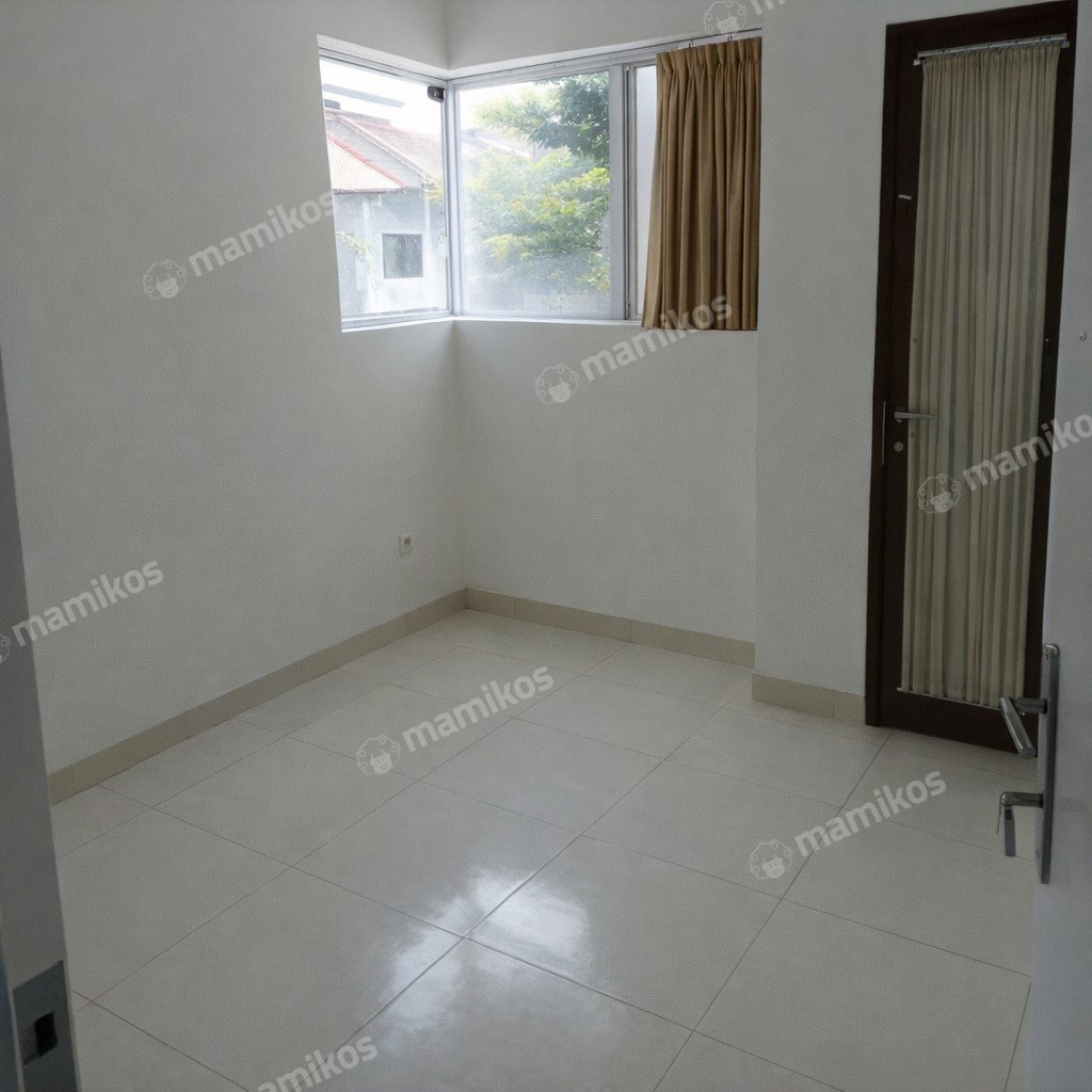 Rumah Sertifikat SHM 3 Kamar Tidur 3 Kamar Mandi Jakarta Garden City Jakarta Timur - Photo 2