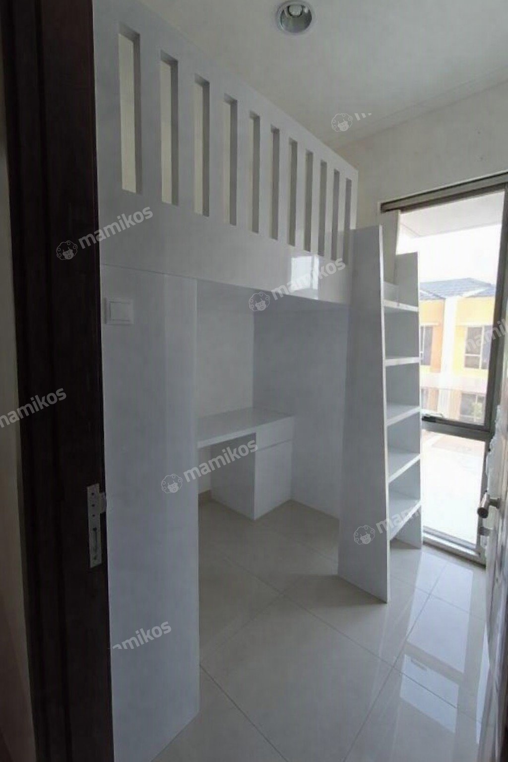 Rumah Sertifikat SHM 3 Kamar Tidur 3 Kamar Mandi Pantai Indah Kapuk 2 Jakarta Utara - Photo 5