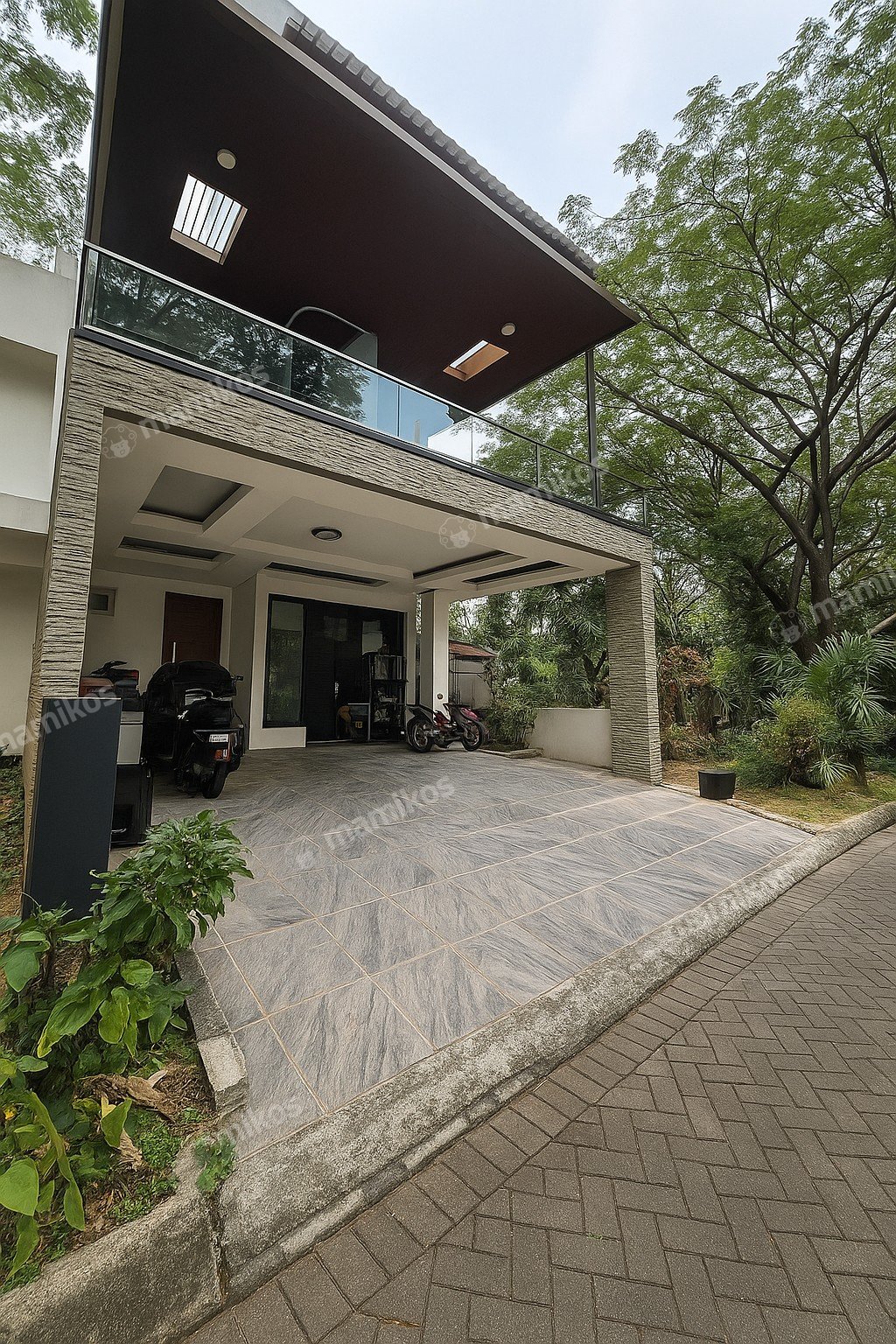 Rumah Sertifikat SHM 3 Kamar Tidur 3 Kamar Mandi Daan Mogot Jakarta Barat - Photo 2