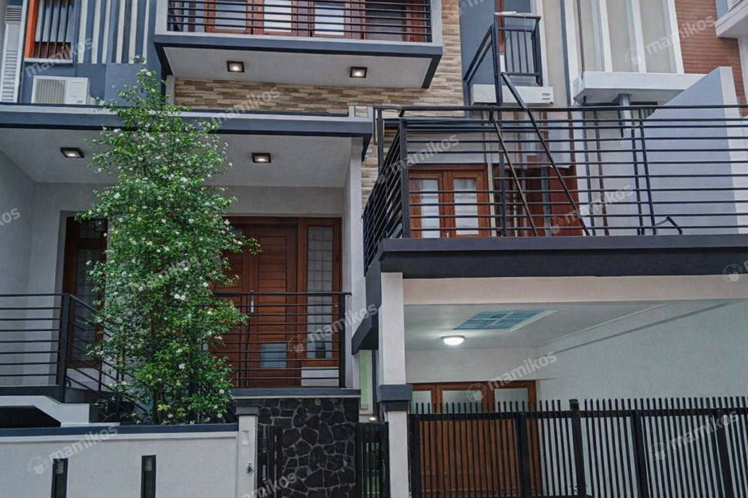 Rumah Sertifikat SHM 9 Kamar Tidur 8 Kamar Mandi Palmerah Jakarta Barat