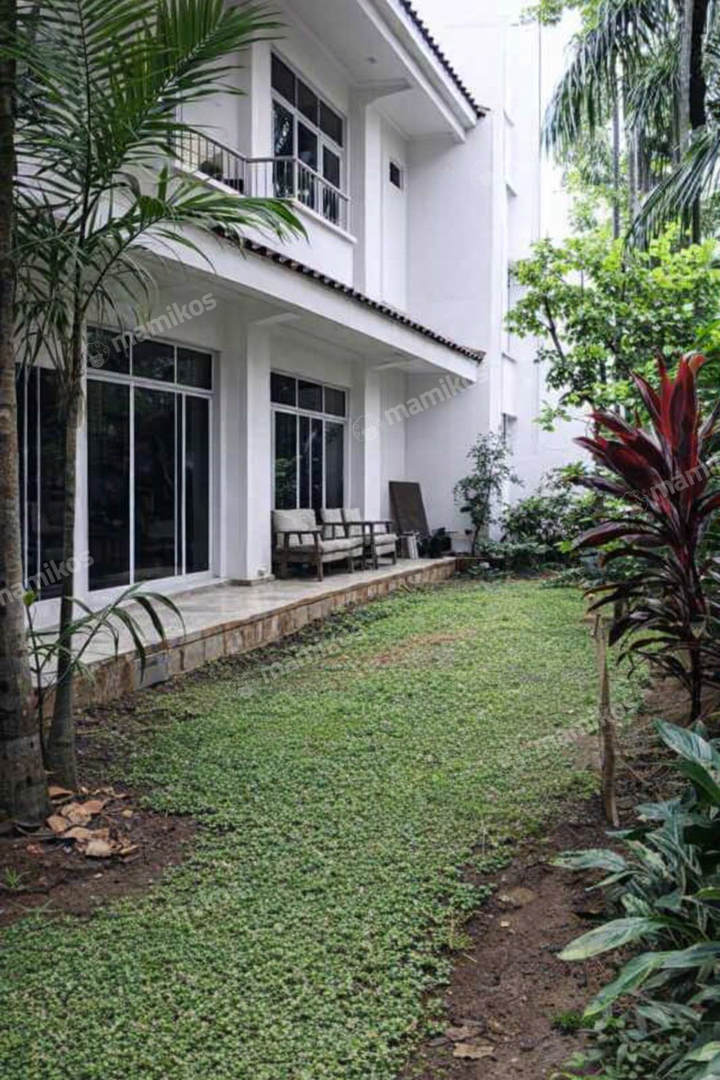 Rumah Sertifikat SHM 9 Kamar Tidur 5 Kamar Mandi patra kuningan Jakarta Selatan - Photo 3