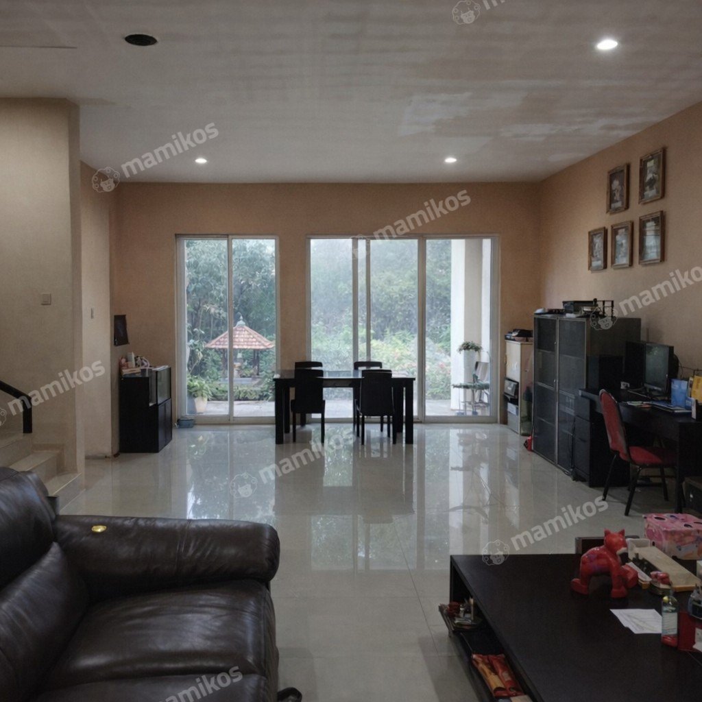 Rumah Sertifikat SHM 3 Kamar Tidur 3 Kamar Mandi Cengkareng Jakarta Barat - Photo 2