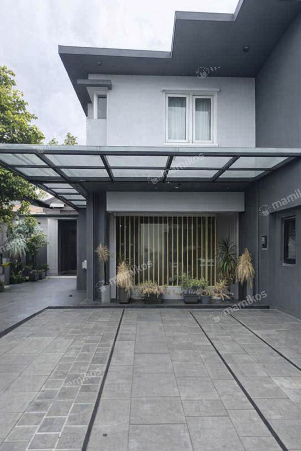 Rumah Sertifikat SHM 5 Kamar Tidur 5 Kamar Mandi Permata Buana Jakarta Barat - Photo 2