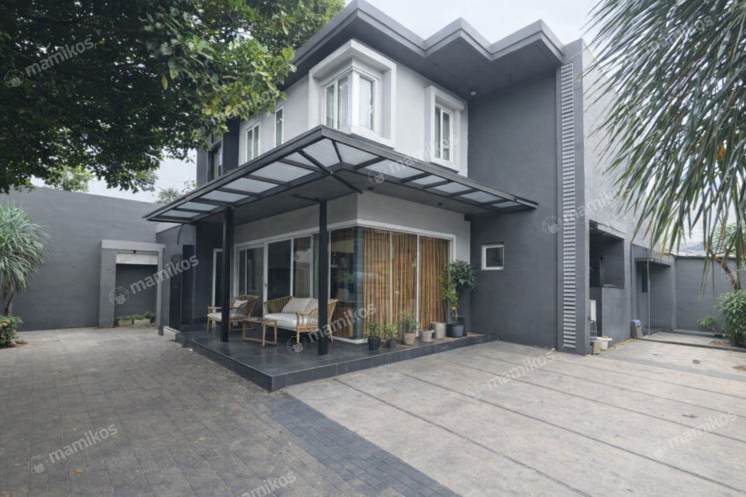 Rumah Sertifikat SHM 5 Kamar Tidur 5 Kamar Mandi Permata Buana Jakarta Barat - Photo 4