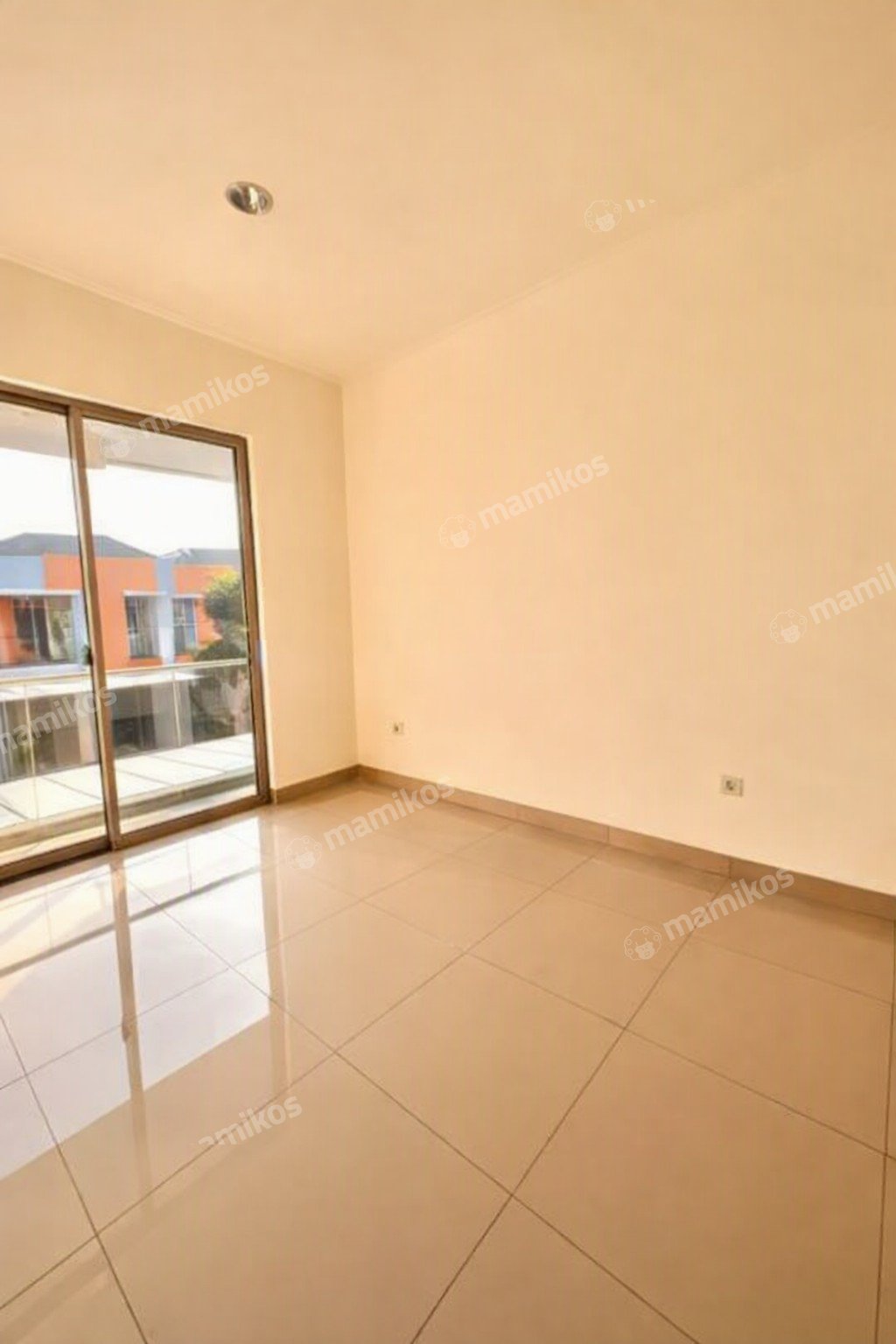 Rumah Sertifikat SHM 2 Kamar Tidur 2 Kamar Mandi Pantai Indah Kapuk 2 Jakarta Utara - Photo 3