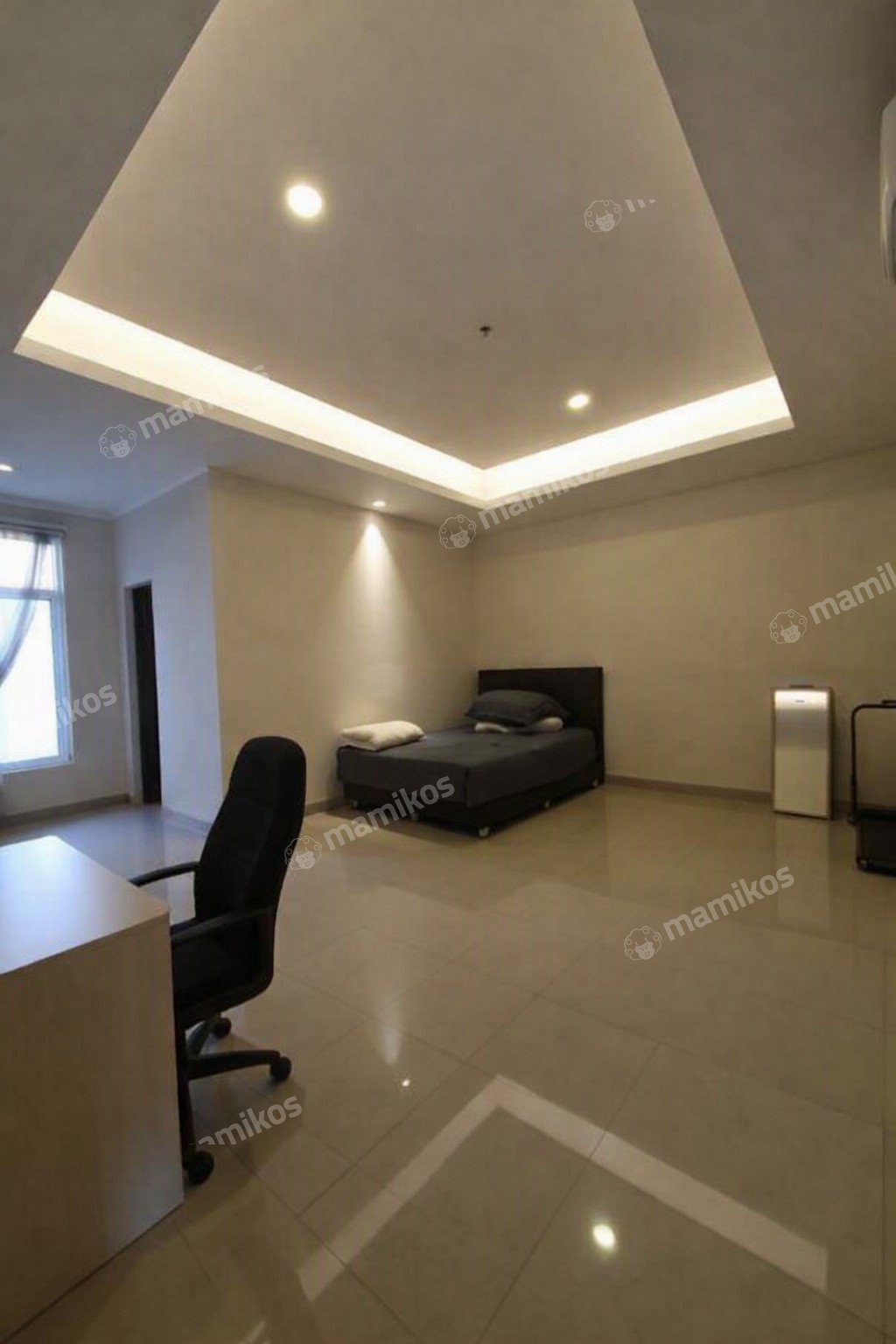 Rumah 6 Kamar Tidur 6 Kamar Mandi 2 Lantai Kelapa Gading Jakarta Utara - Photo 2