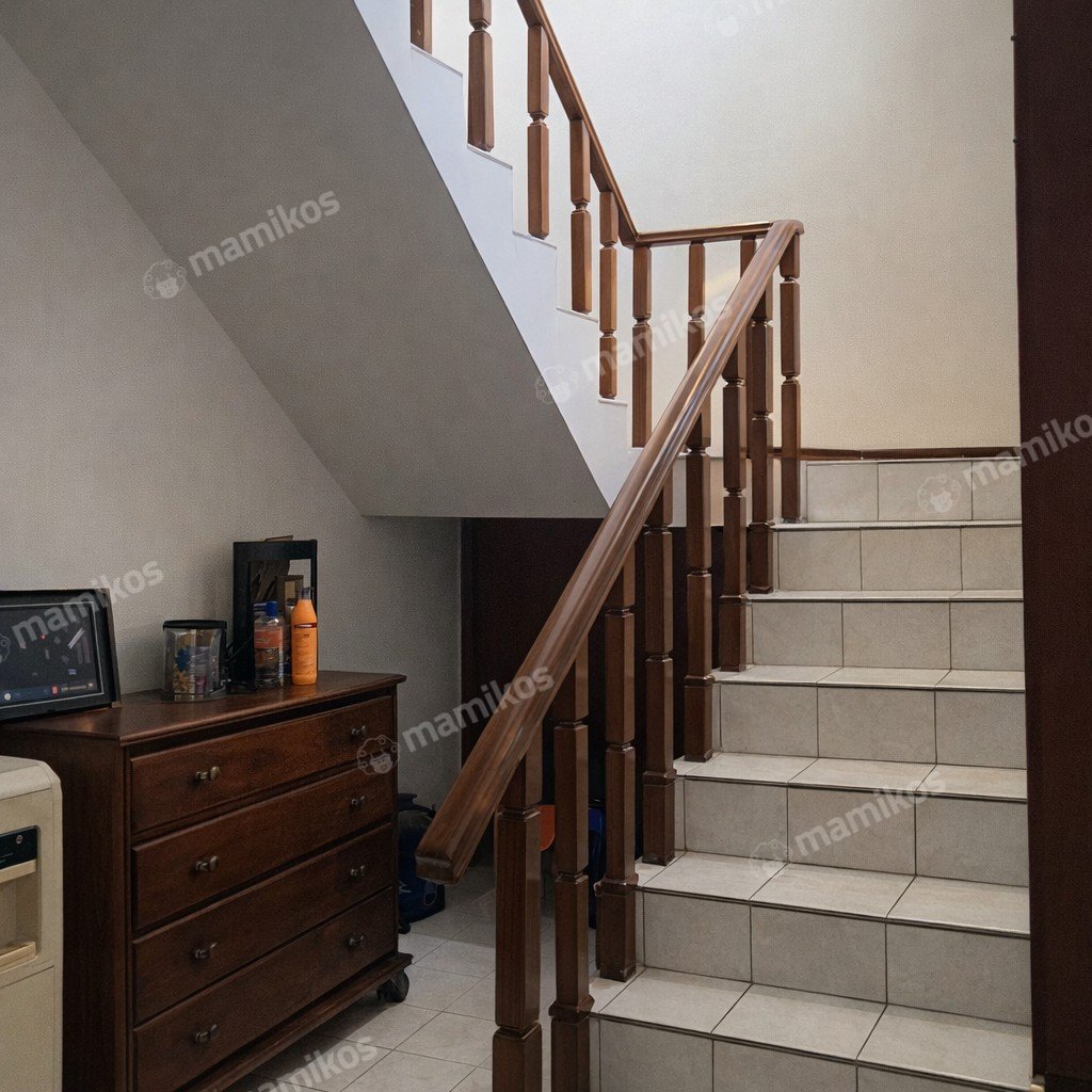 Rumah Sertifikat SHM 5 Kamar Tidur 2 Kamar Mandi Sektor 5-Bintaro Jakarta Selatan - Photo 2