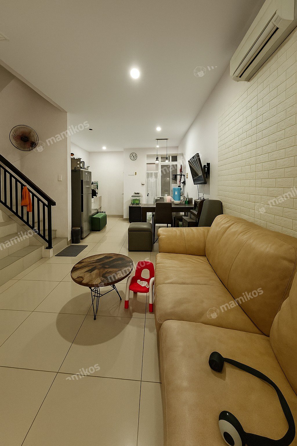 Rumah Sertifikat SHM 3 Kamar Tidur 2 Kamar Mandi Green Lake City Jakarta Barat - Photo 2