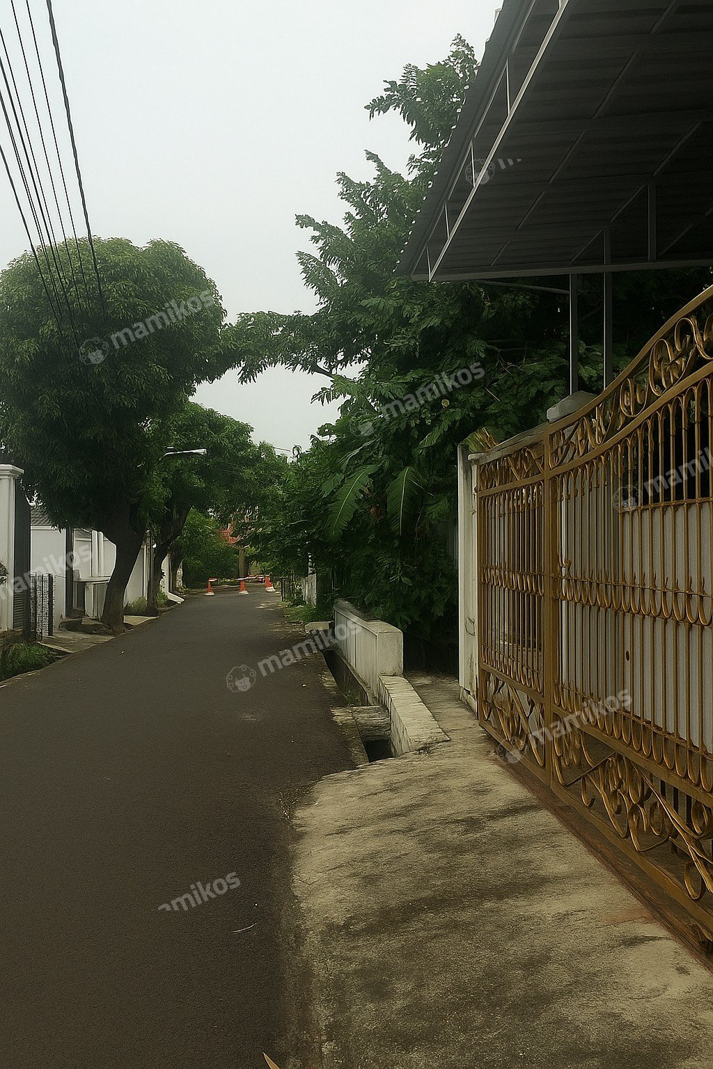 Rumah Sertifikat SHM 6 Kamar Tidur 2 Kamar Mandi Kebayoran Baru Jakarta Selatan - Photo 2