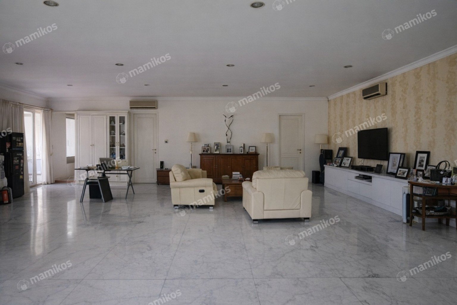 Rumah Sertifikat SHM 4 Kamar Tidur 5 Kamar Mandi Intercon Jakarta Barat - Photo 4