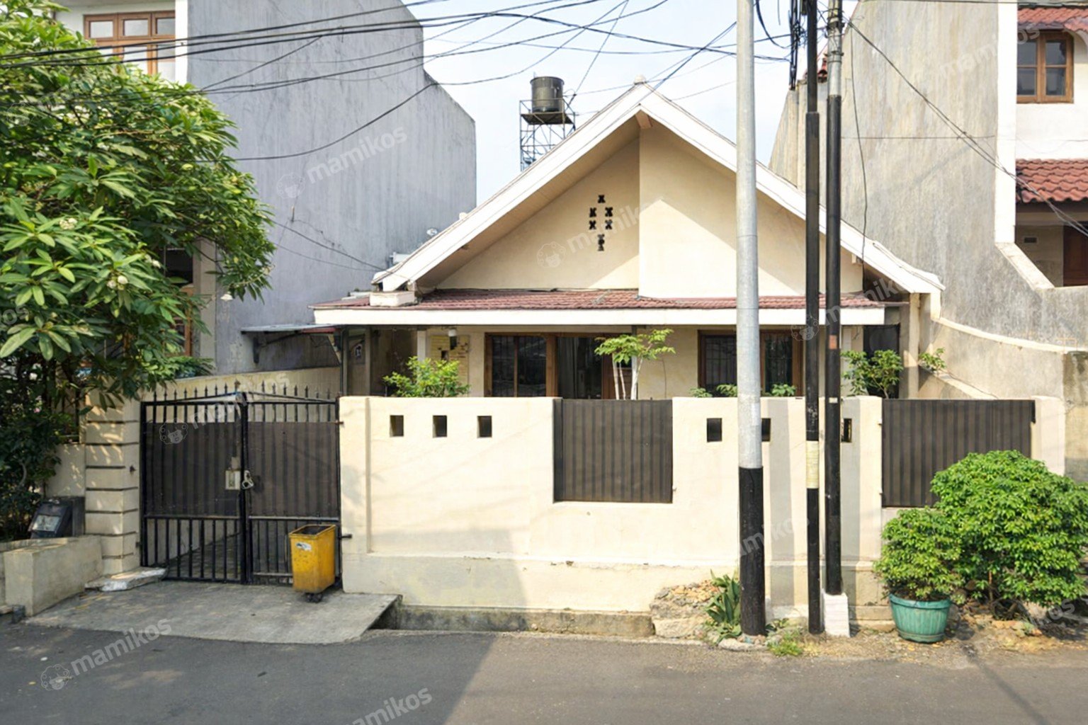 Rumah Sertifikat SHM 3 Kamar Tidur 2 Kamar Mandi Tomang Jakarta Barat