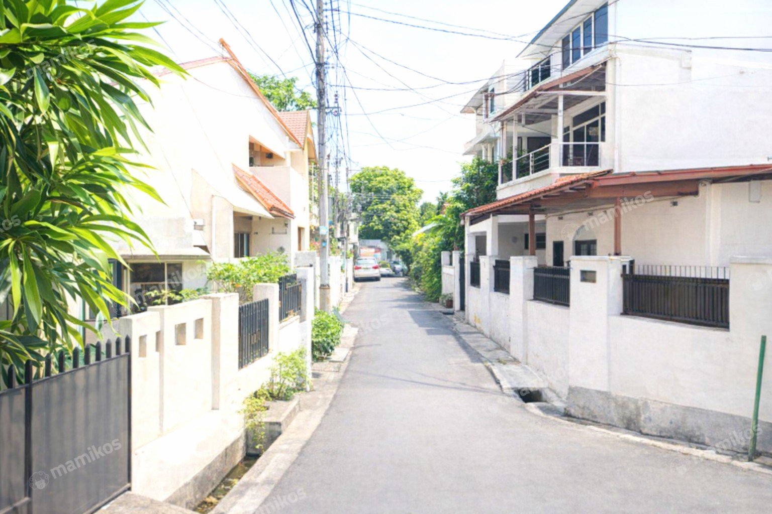 Rumah Sertifikat SHM 3 Kamar Tidur 2 Kamar Mandi Tomang Jakarta Barat - Photo 2