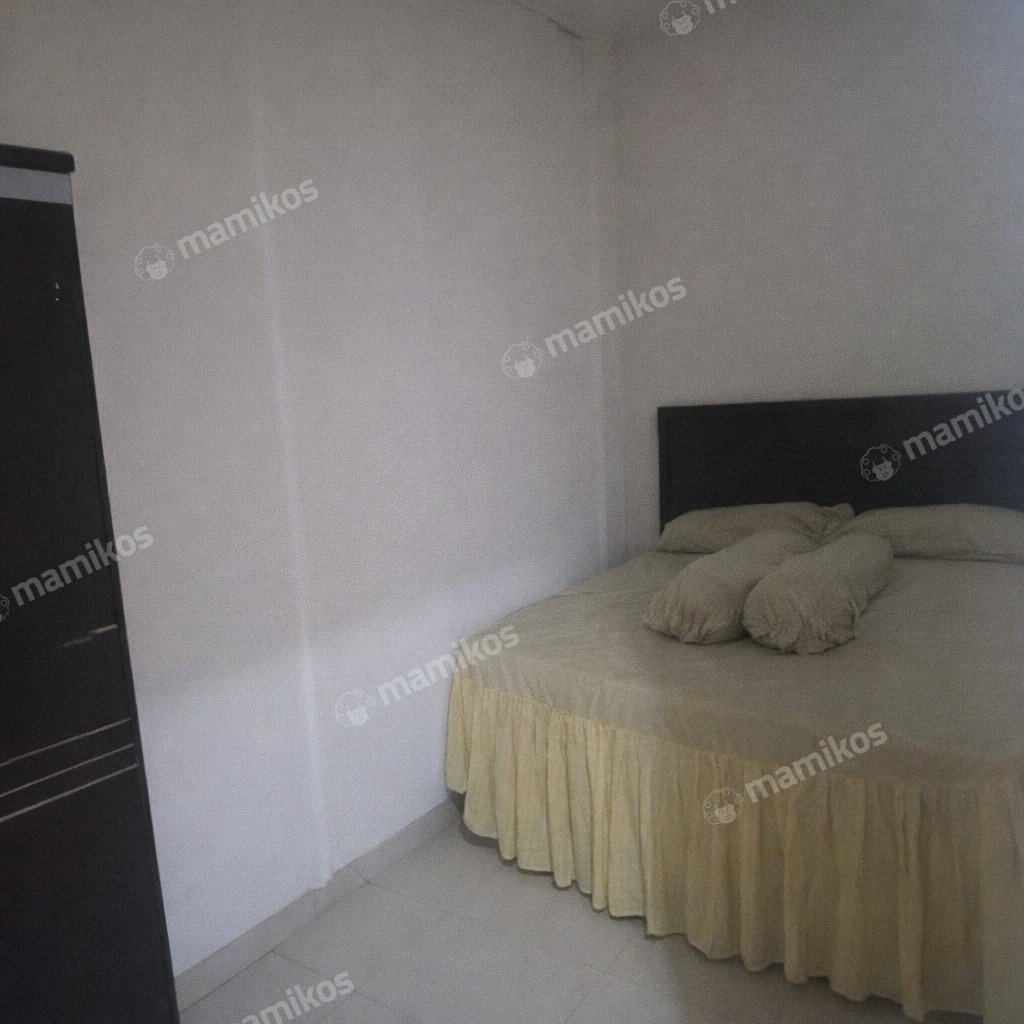 Rumah Sertifikat SHM 7 Kamar Tidur 3 Kamar Mandi Pulomas Jakarta Timur - Photo 5