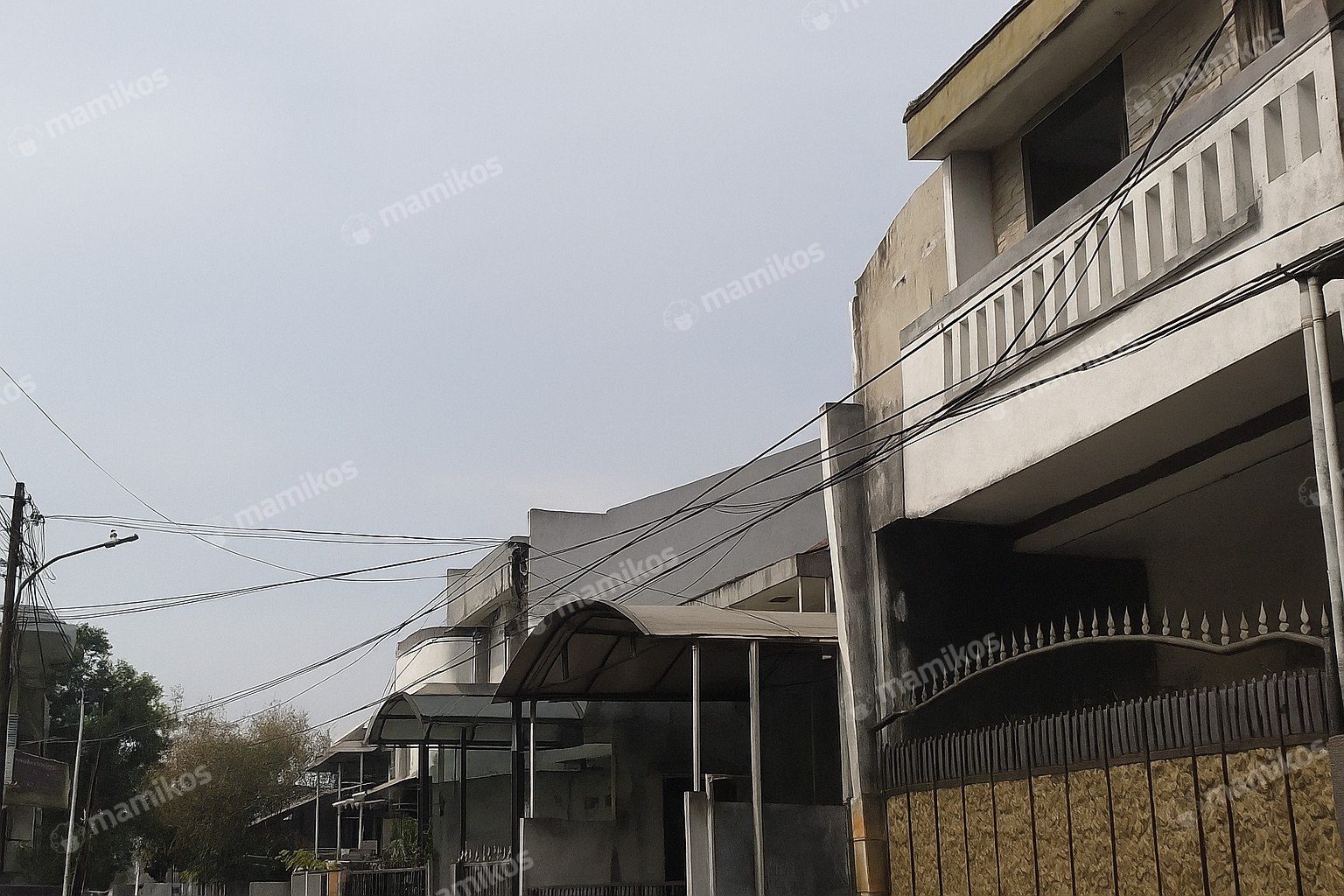 Rumah Sertifikat SHM 5 Kamar Tidur 5 Kamar Mandi Sunter Jakarta Utara